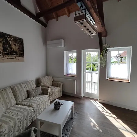 Antweiler Oberburg Apartment